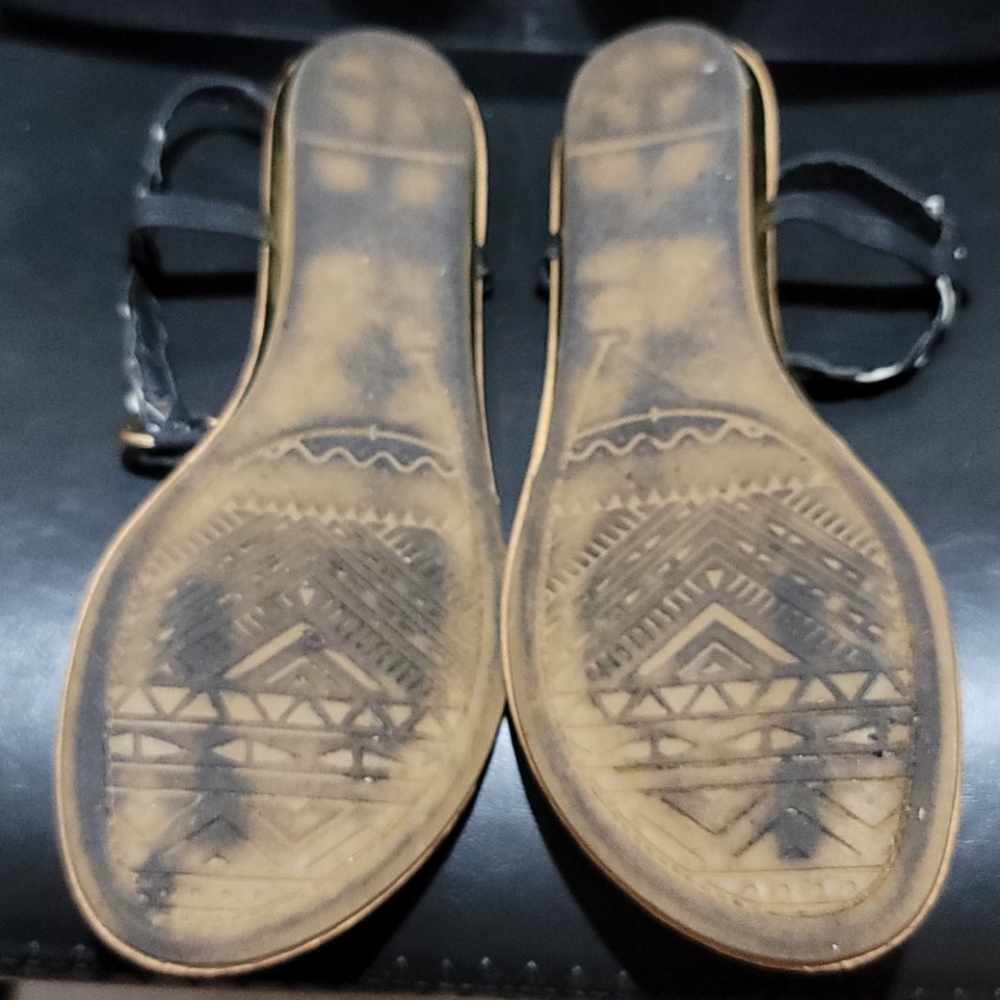 Everyday sandal - Picture 2 of 3